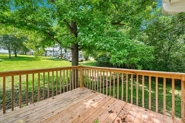 183 Allaman DR, Forsyth, MO 65653