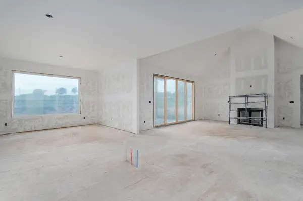 1783 S Pinecone Path, Springfield, MO 65809