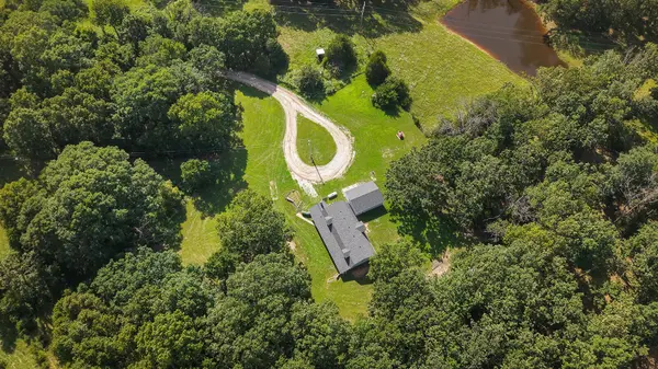 363 Villa DR, Sparta, MO 65753