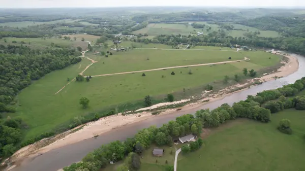 000 Northfork Village ST #Lot 2, Tecumseh, MO 65760