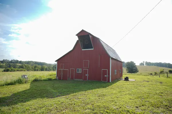 9770 State Hwy T, Hartville, MO 65667