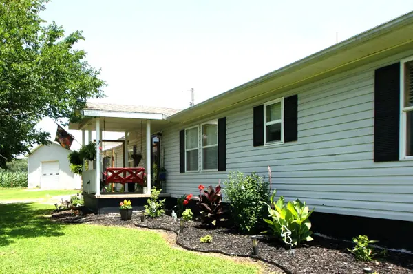 20599 Mink DR, Neosho, MO 64850