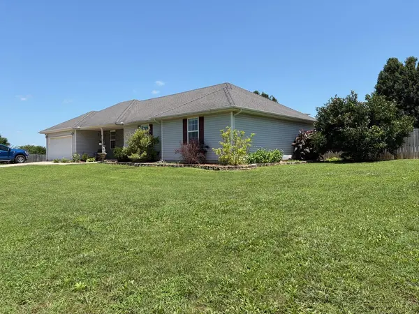 21092 Lawrence 1212, Ash Grove, MO 65604