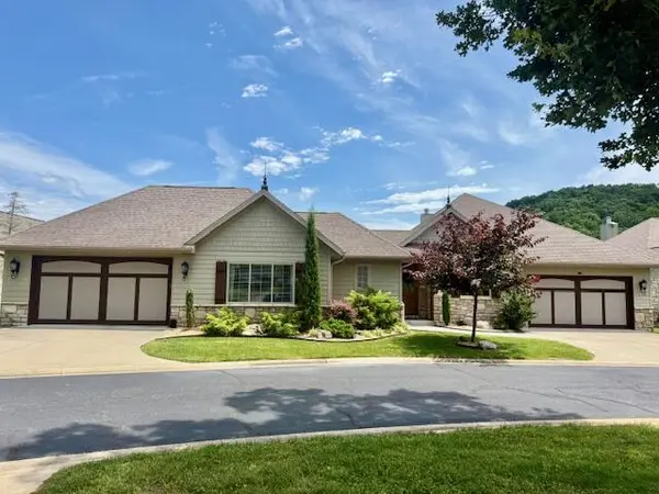 29 Grand Vin LN, Blue Eye, MO 65611