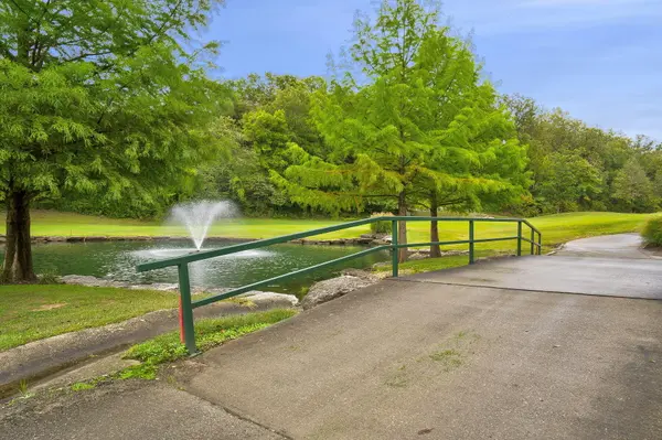 16 Limestone Drive, Branson West, MO 65737