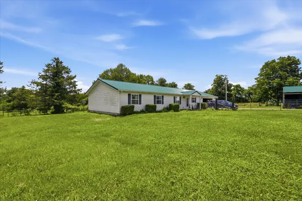 21 Westwind RD, Elkland, MO 65644