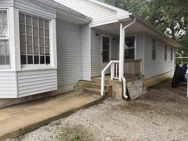 5356 County Road 8800, West Plains, MO 65775