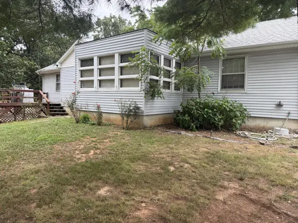 5356 County Road 8800, West Plains, MO 65775