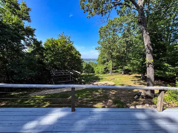 667 County Road 636, Theodosia, MO 65761