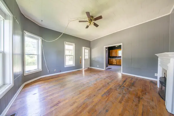 222 S 6th ST, Thayer, MO 65791