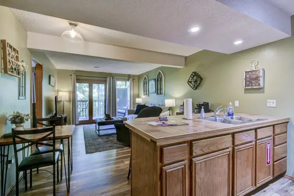 Address not disclosed, Branson West, MO 65737