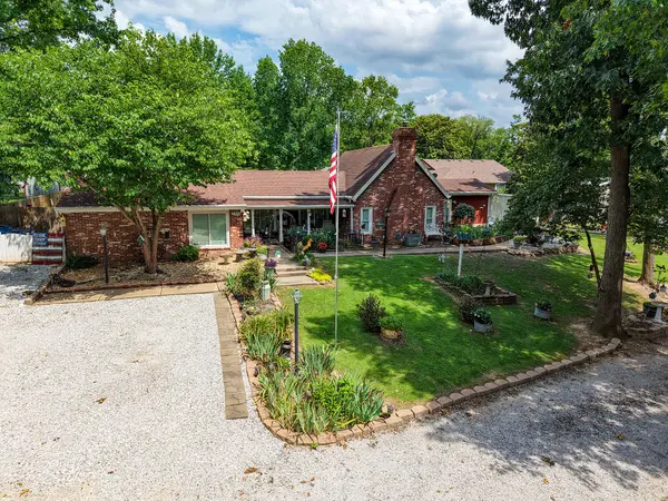 701 Spears AVE, Crane, MO 65633