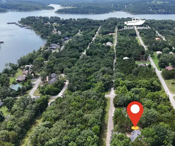 233 S Rosewood ST, Shell Knob, MO 65747