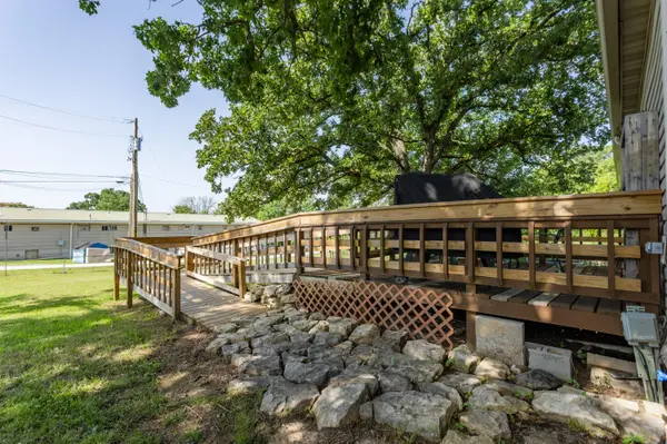 137 Plaza DR, Branson, MO 65616