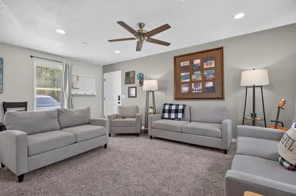 281 Woodbridge Estates Drive, Branson, MO 65616
