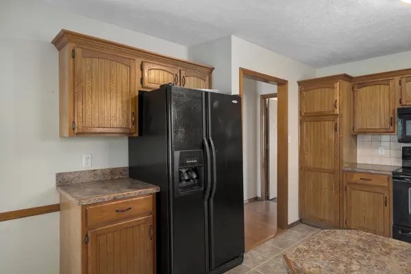 3484 S Meadowlark AVE, Springfield, MO 65807