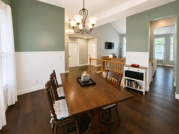 105 Nathan DR, Hollister, MO 65672