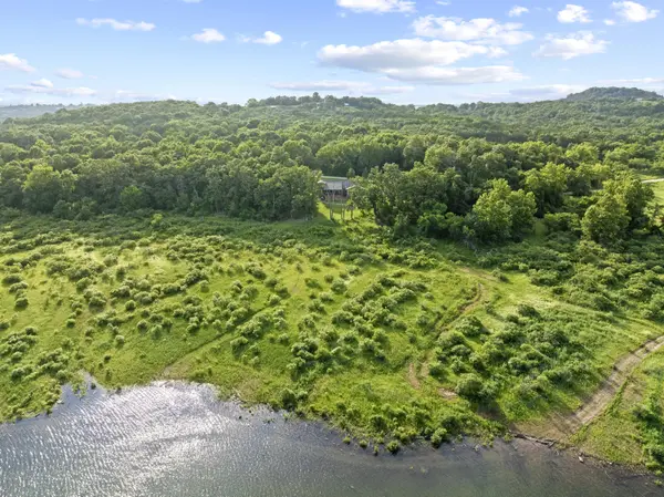 7658 Trout Pond RD, Lead Hill, AR 72644