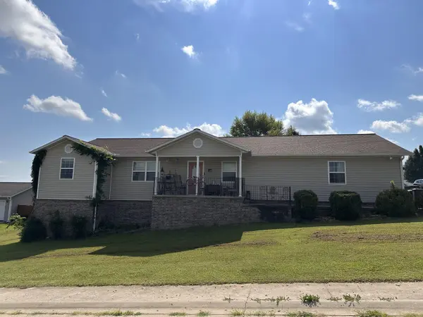 604 Paradise Heights DR, Berryville, AR 72616