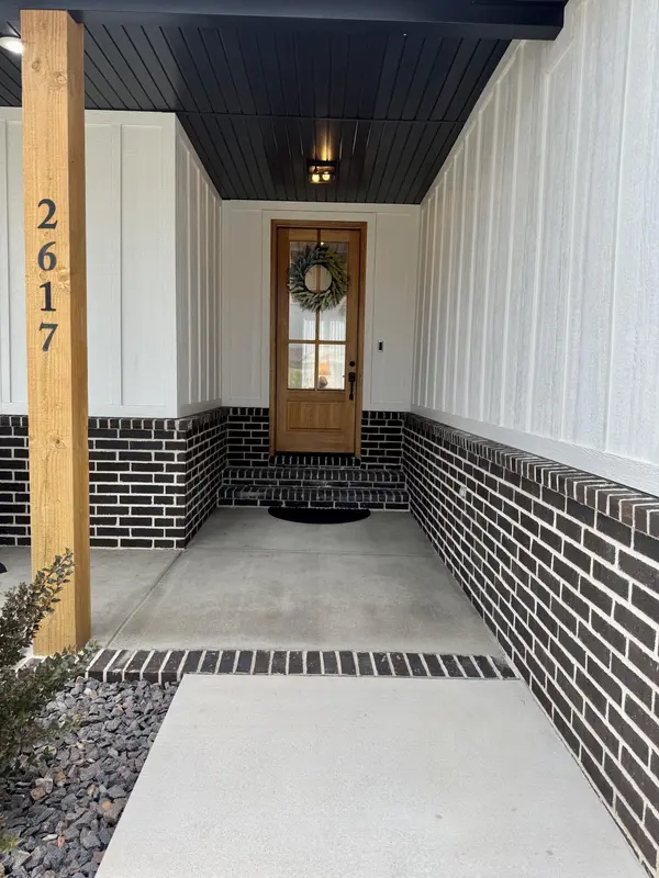 2617 W Webb RD, Ozark, MO 65721