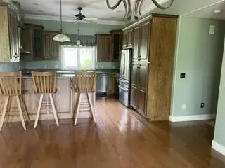 20 Redbud LN, Kimberling City, MO 65686