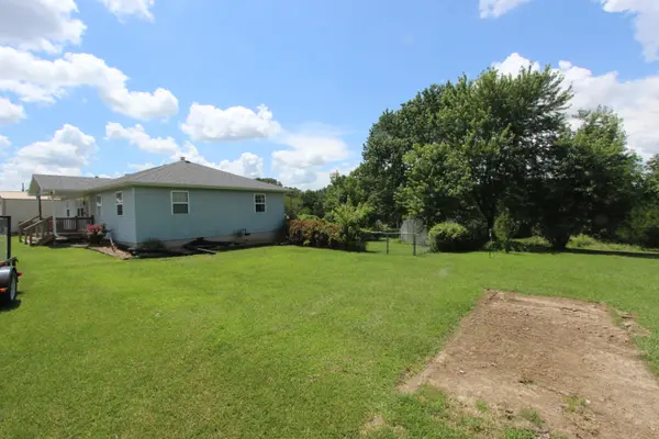 1765 State Highway O, Seymour, MO 65746