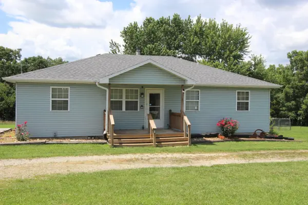 1765 State Highway O, Seymour, MO 65746