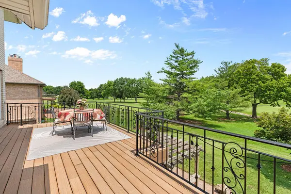 4211 Greenbriar DR, Nixa, MO 65714