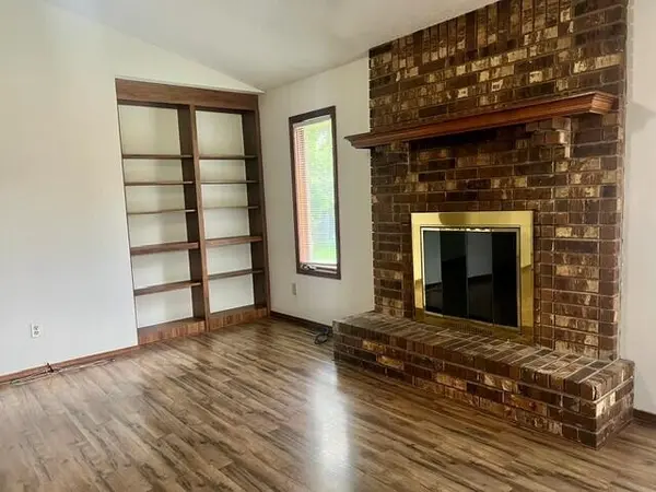 518 & 520 E Jewett PL, Springfield, MO 65807