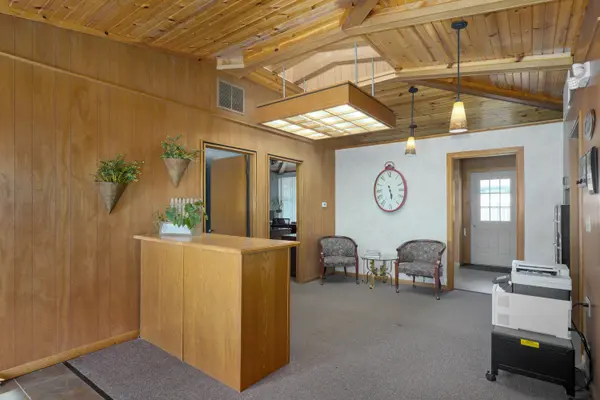 506 N Main ST, Nixa, MO 65714