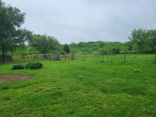 3286 S 30th RD, Humansville, MO 65674