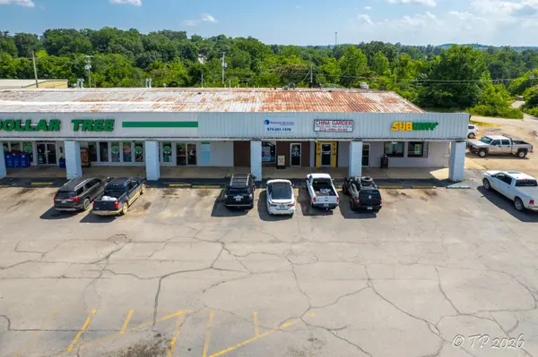 1314 Hillcrest DR, Doniphan, MO 63935