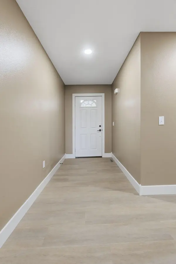 203 Penzance ST, Monett, MO 65708