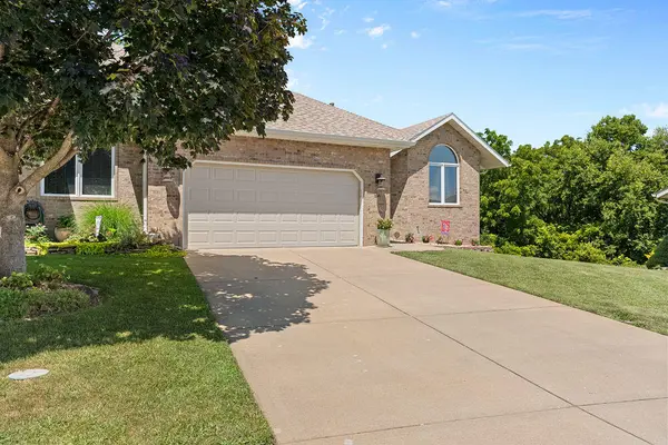 377 E Degraffenreid ST, Springfield, MO 65810