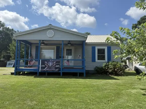 1012 &1008 W 3rd ST, West Plains, MO 65775