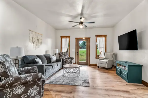 1132 Melody Mountain RD, Cedar Creek, MO 65627