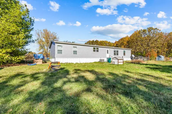 511 Hidden Pond DR, Fordland, MO 65652