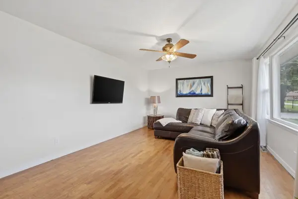 215 S Lincoln ST, Walnut Grove, MO 65770