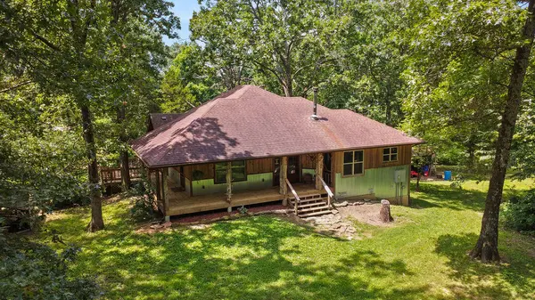 483 Loveland DR, Rogersville, MO 65742