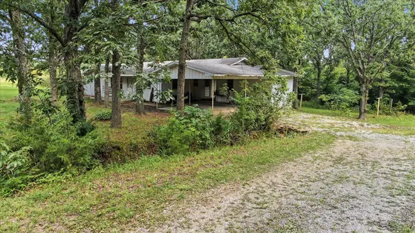 184 State Rte E, Fair Grove, MO 65648