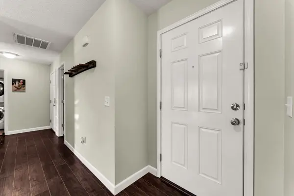 1054 S Tanner DR, Springfield, MO 65802