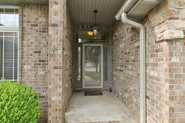 3210 W Village TER, Springfield, MO 65810