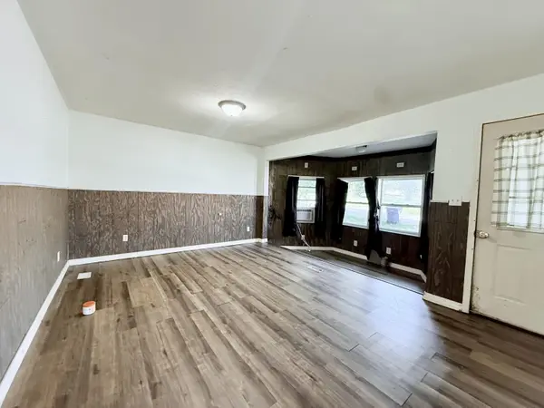 304 Ozark ST, Houston, MO 65483