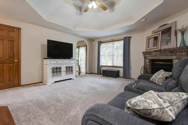 4776 W Stanford ST, Springfield, MO 65802