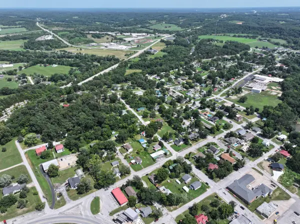 203 N Walnut ST, Anderson, MO 64831