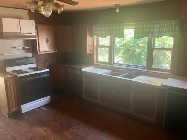 201 N Elm ST, Monett, MO 65708