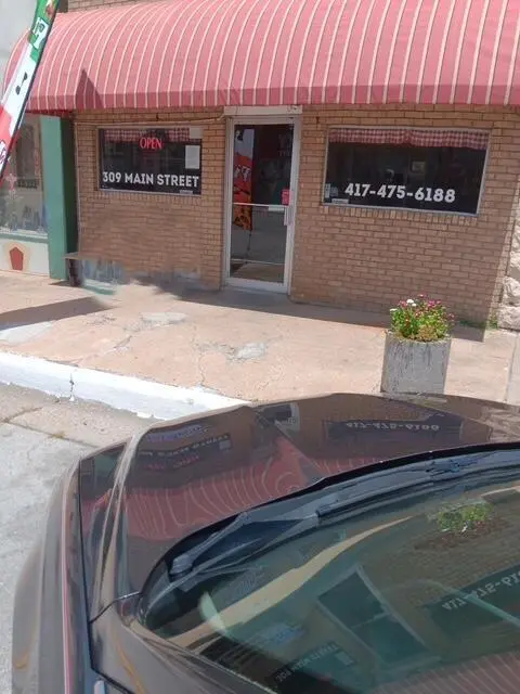 309 Main ST, Noel, MO 64854