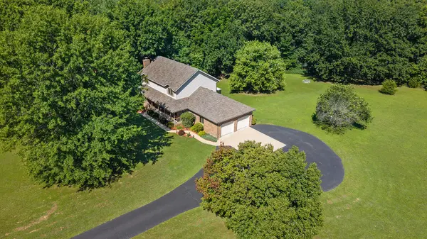 3107 N Bobwhite DR, Ozark, MO 65721