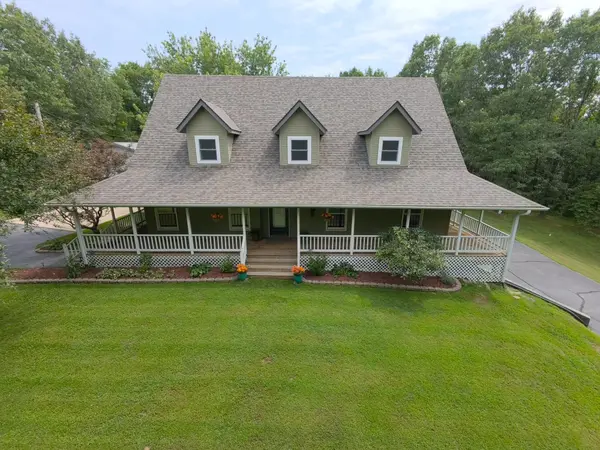 2902 W Farm Road 88, Springfield, MO 65803