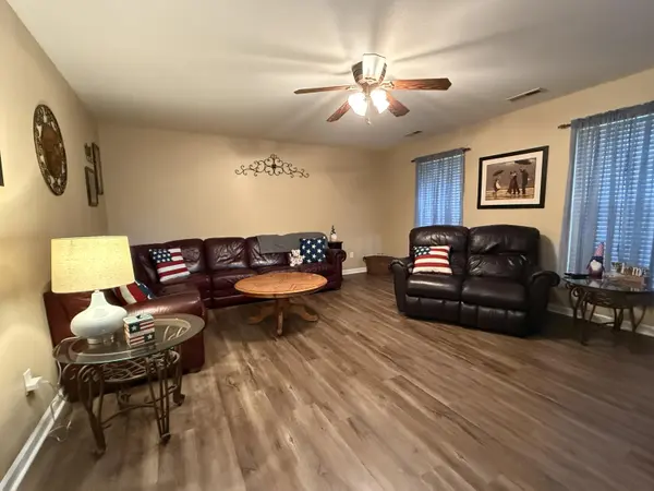 118 Williamsburg DR, Crystal City, MO 63019